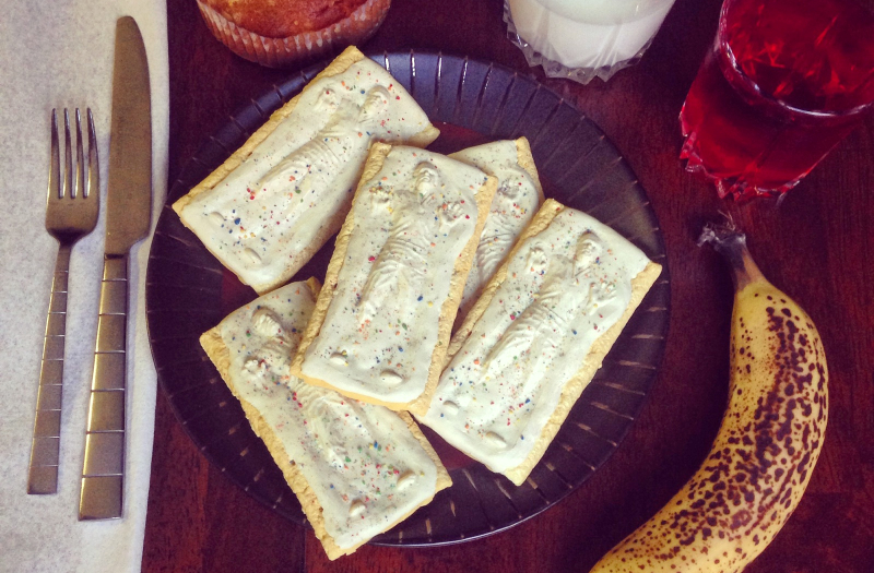 Illustration for article titled I Wish These Frozen Han Solo Pop-Tarts Were Actually Edible